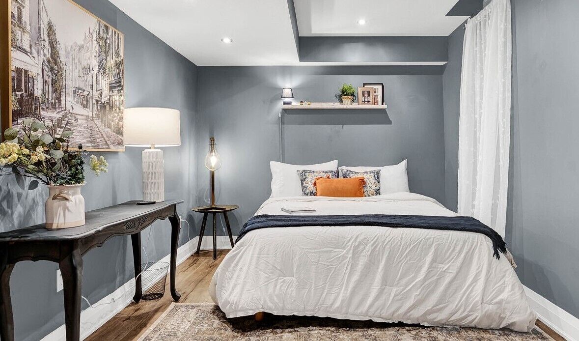 4 habitaciones, escritorio, tabla de planchar con plancha y wifi gratis 