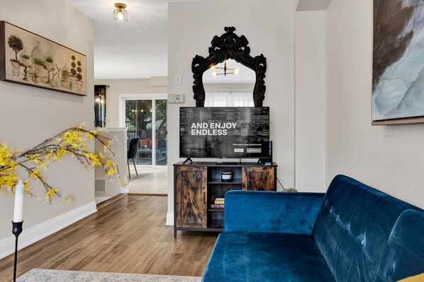 Smart TV, books
