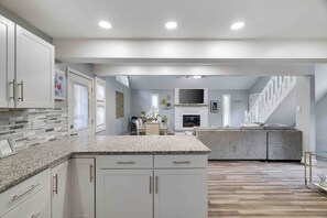 Interior - Modern Poconos Central Cozy 5BR Home - Game Room (Tobyhanna)