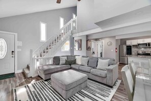 Smart TV, fireplace, video games