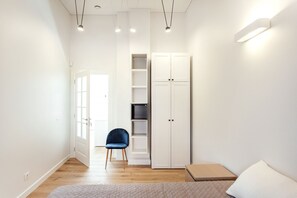 3 chambres, fer et planche à repasser, Wi-Fi gratuit, draps fournis