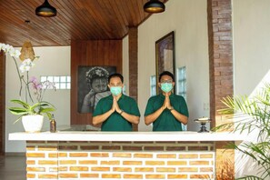 Lobby - Frangipani House & Spa by Ecommerceloka (Canggu)