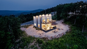Exterior - Stunning Lake & Valley Vistas w/ Hot Tub & Fire Pit (Hot Springs)