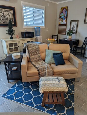 Smart TV, stereo - Casa En La Playa-beach house (Carlsbad)