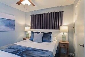 2 bedrooms, desk, iron/ironing board, internet - 2BR The TMC Flats 13! Hermann Park! Zoo! ⭐️⭐️⭐️⭐️⭐️ (Houston)