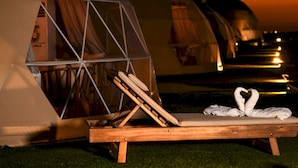 Deluxe Double Room, 1 King Bed, Beach View, Garden Area - Siniya Island Resorts (Umm al Quwain)