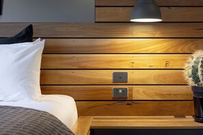 4 Schlafzimmer, Schreibtisch, Bügeleisen/Bügelbrett, kostenloses WLAN