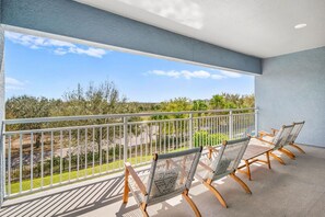 Property grounds - Stunning, Newly Built, 6000 sf, Luxury Family Villa Close To Disney (Davenport)