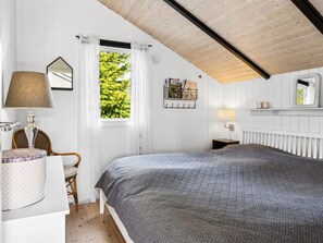 3 soverom og internettilgang