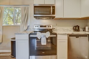 Microwave - TJ Maxx (Colorado Springs)