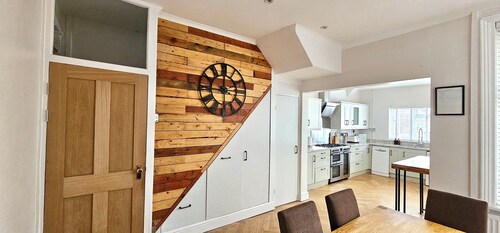 Hazelhurst by Switchback Stays