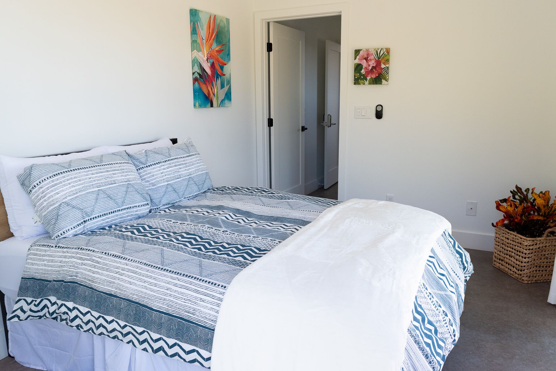 3 bedrooms, desk, iron/ironing board, WiFi