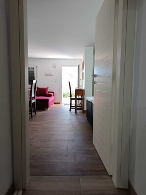 House, 1 Bedroom, Smoking, Patio | 2 bedrooms