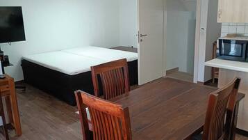 Huis, 1 slaapkamer, roken, patio | 2 slaapkamers