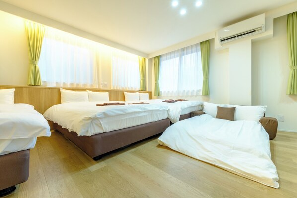 Standard Room | Individually decorated, individually furnished, desk, laptop workspace