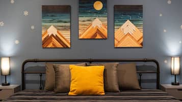 5 habitaciones, escritorio, tabla de planchar con plancha y wifi