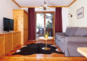 Apartment | In-room safe, free WiFi