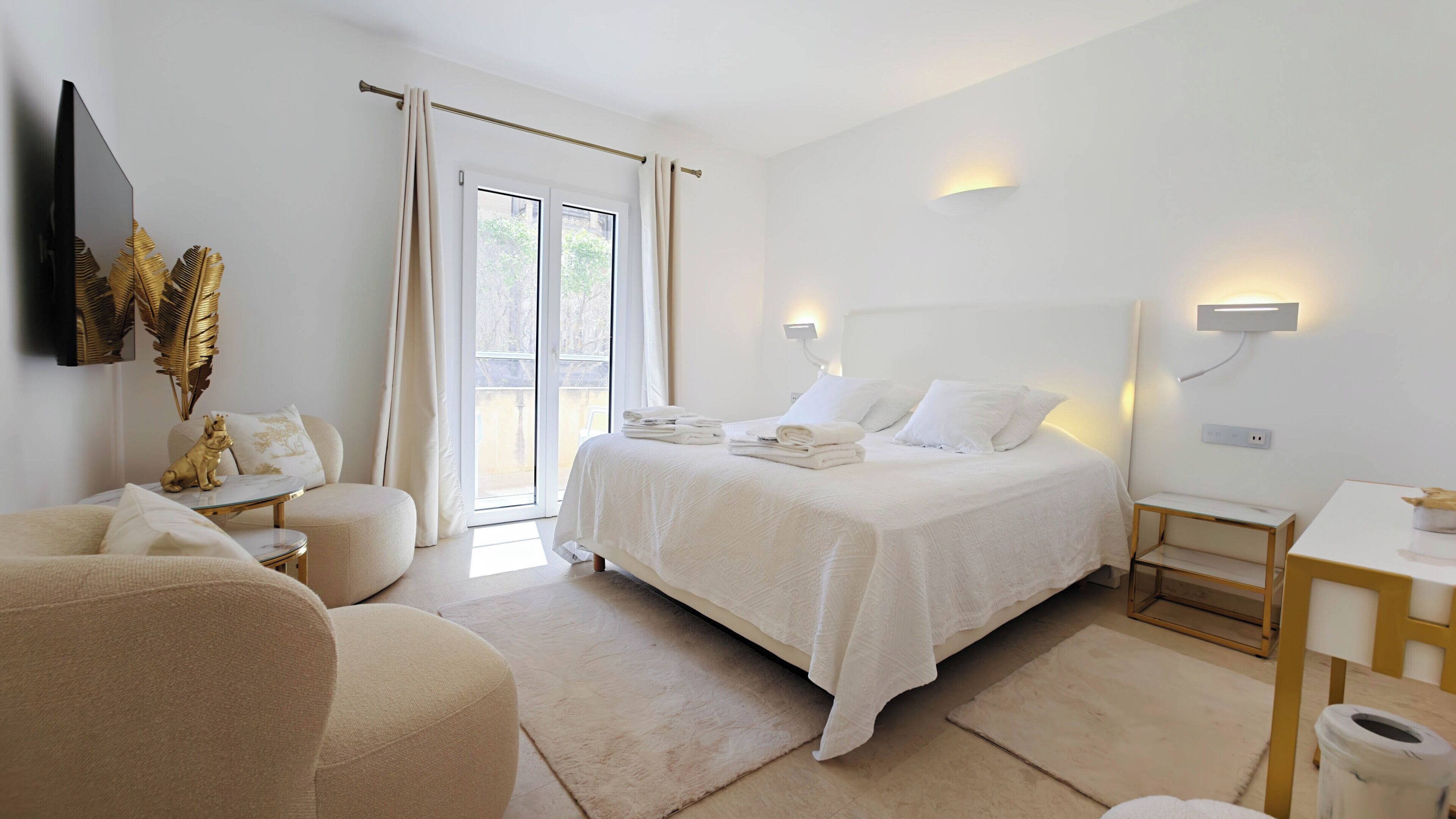 Photo - The White Knight Premium Boutique Hotel