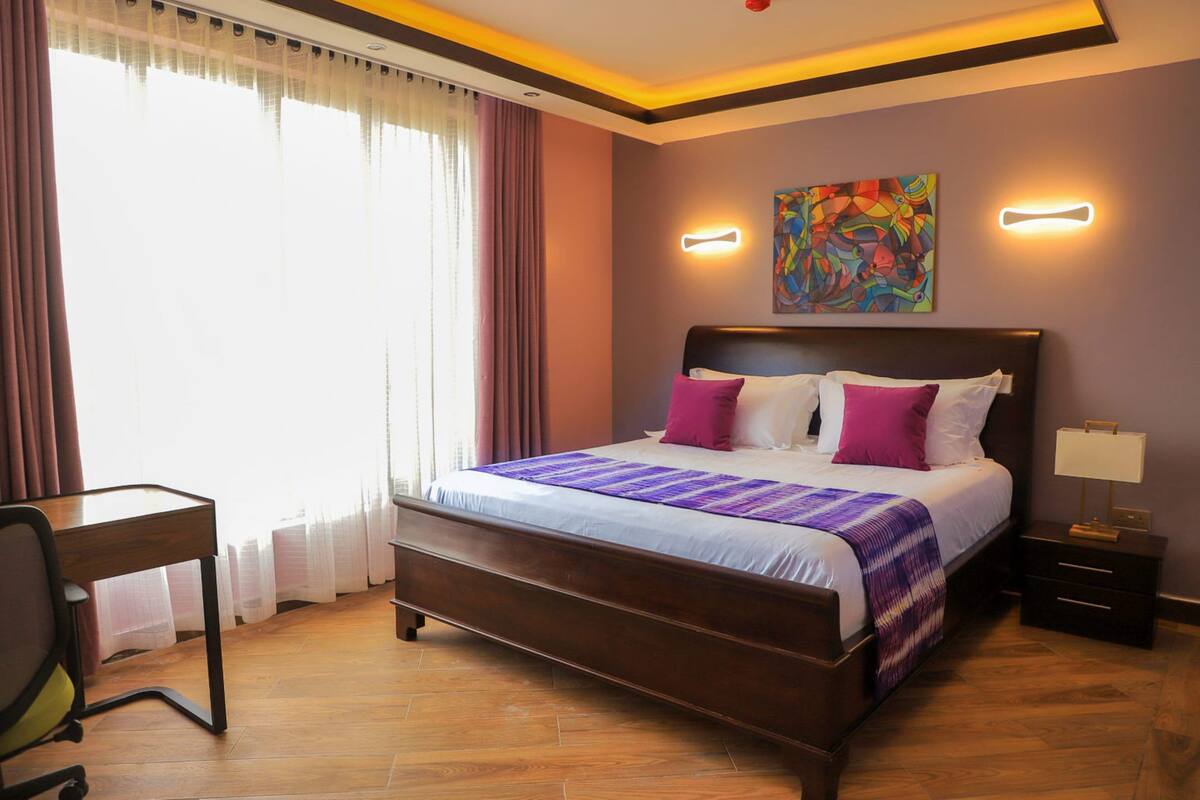 Executive Suite | Meja, ruang kerja komputer riba, Wi-fi percuma 