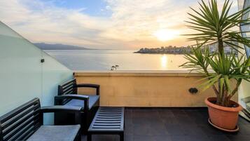 Superior Double Room with Full Sea View | Balcony