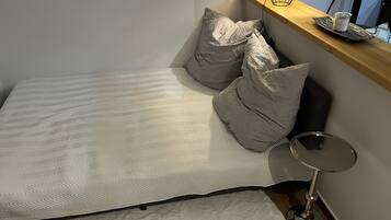 1 Schlafzimmer, Bügeleisen/Bügelbrett, kostenloses WLAN, Bettwäsche