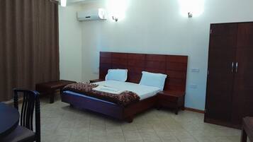 Fer et planche Ă repasser, Wi-Fi gratuit