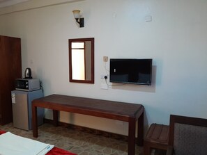 アイロン / アイロン台、WiFi (無料)