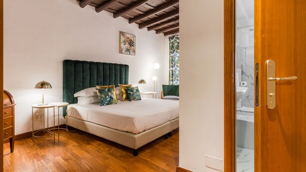 City Room | WiFi (free), individually furnished, bed sheets - Bernini Collection (Rome)