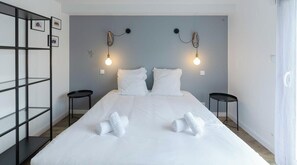 4 chambres, fer et planche à repasser, lit parapluie, Wi-Fi gratuit