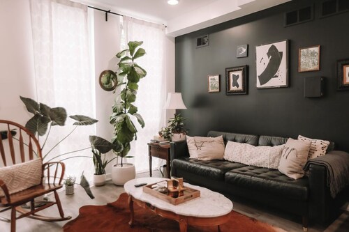 2BD 1.5BA Retreat w/ dedicated office space