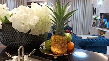 經典公寓 | 客廳 | 24 吋智能電視連數碼電視頻道