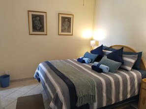 Apartamento familiar | 2 dormitorios, tabla de planchar con plancha, wifi gratis y ropa de cama