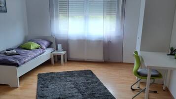 5 Schlafzimmer, WLAN, Bettwäsche