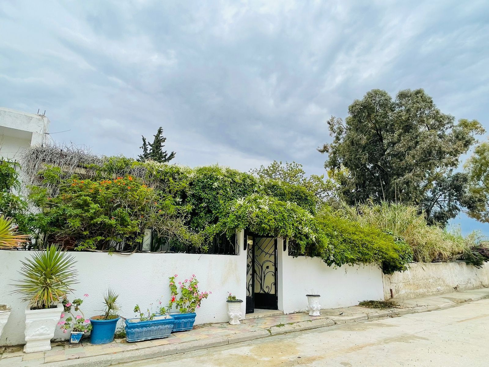 Mặt tiền nơi lưu trú