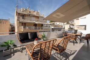 Exclusive Apartment (Athens Hills D) | Balcony - Seven Hills, Boutique Apartments (Athens)