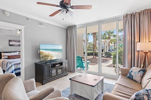 Smart TV, reproductor de DVD y videoteca 