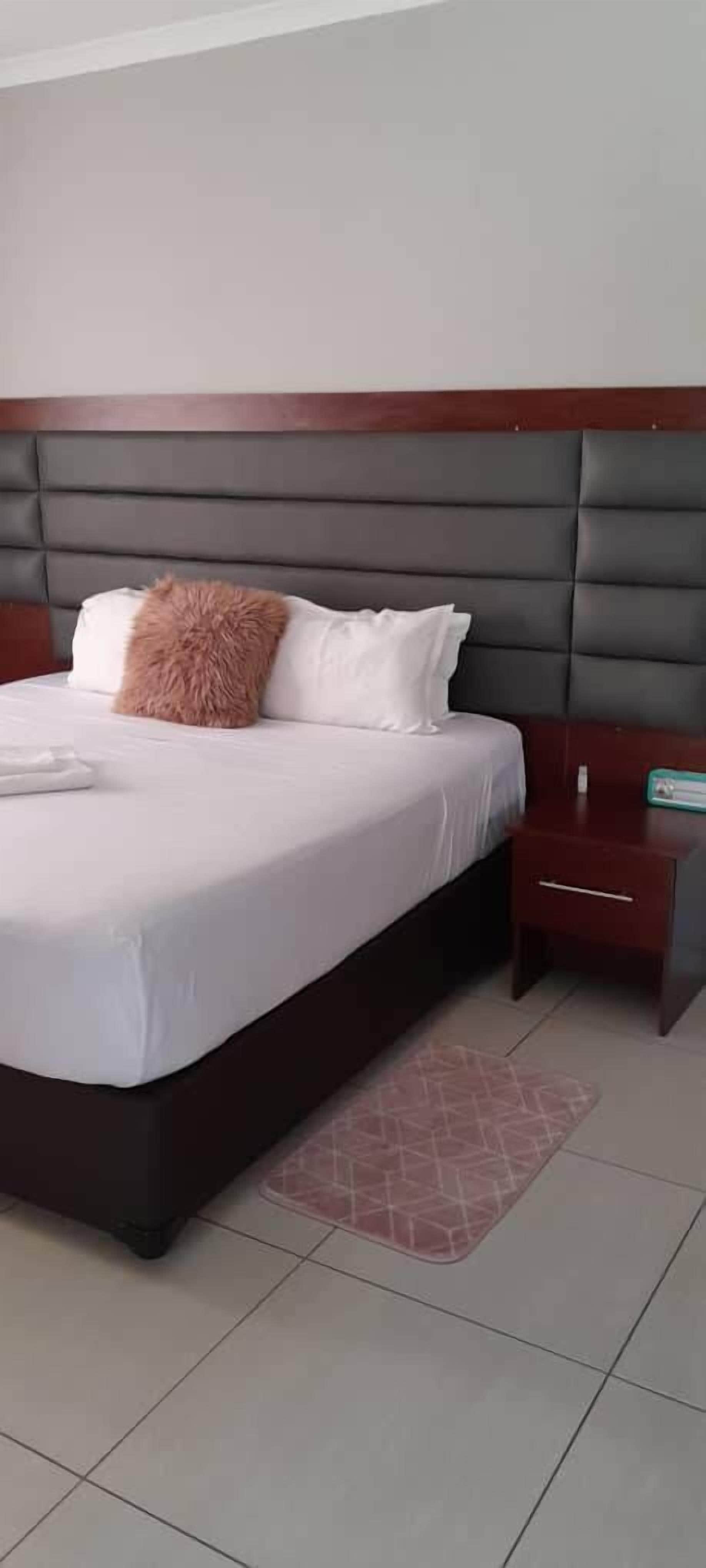 Habitación estándar | 1 habitación, decoración personalizada, muebles diferentes y escritorio 