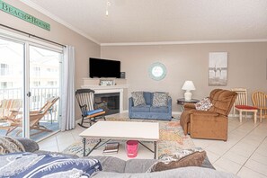 スマートテレビ、暖炉