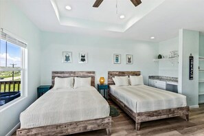 5 Schlafzimmer, Schreibtisch, kostenloses WLAN, Bettwäsche