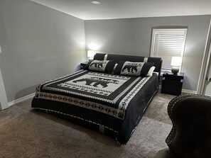 3 habitaciones, escritorio, wifi gratis y ropa de cama 