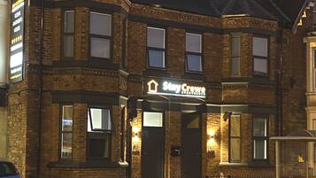 Façade de lâhĂ©bergement