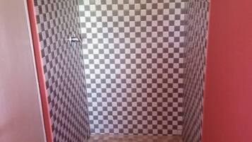 Standard Room | Bathroom