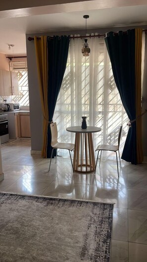 Interior - Cozy 1-bed Apt With Pool & Gym in Najjera 2 (Kampala)