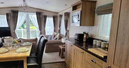 New Forest 2-bed Premium Holiday Home, New Milton