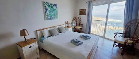 2 habitaciones, tabla de planchar con plancha y wifi