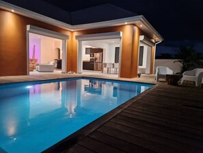 Piscine extérieure