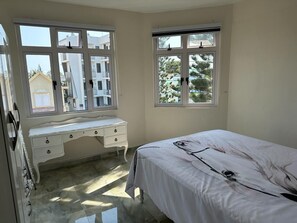 2 Schlafzimmer, Bügeleisen/Bügelbrett, WLAN, Bettwäsche