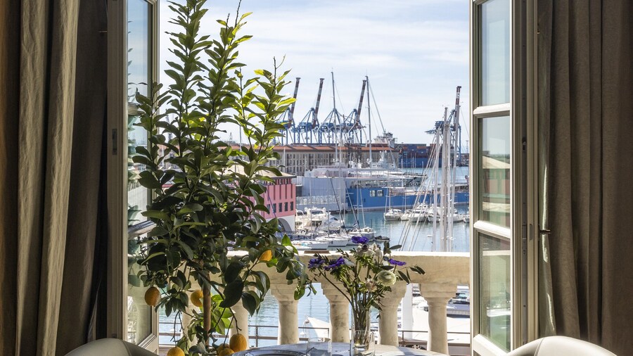 Palazzo Durazzo Suites