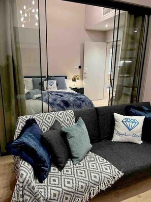 3 Schlafzimmer, Zimmersafe, Schreibtisch, Bügeleisen/Bügelbrett