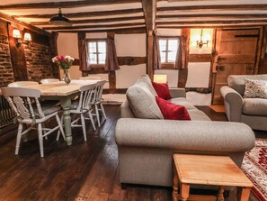 Dining - 18 Church Street (Llangollen)